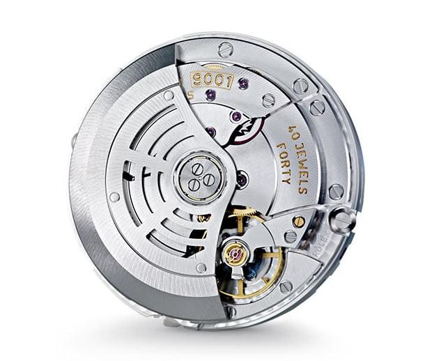 The excellent watches fake Rolex Sky-dweller 326135 are equipped with caliber 9001.