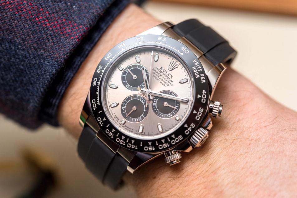 The superb fake olex Cosmograph Daytona 116519LN watches are worth for you.
