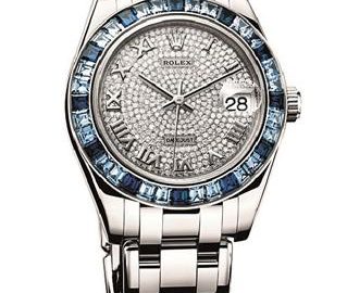 The 18ct white gold fake watches are decorated with diamonds.