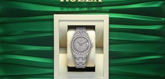 The luxury replica watches are paved with diamonds.